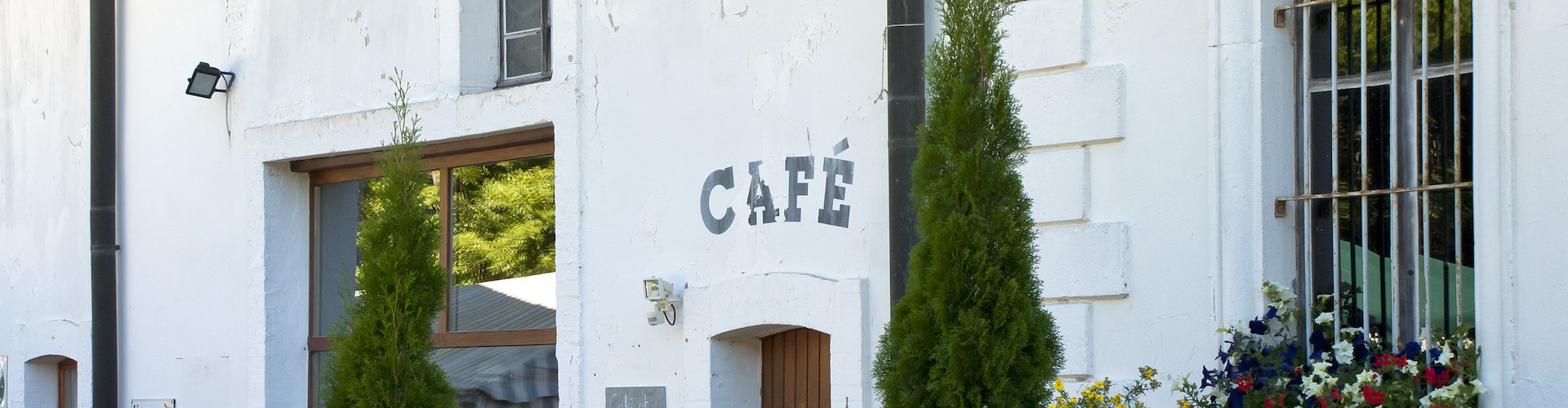 Le restaurant "Café des Mines" des mines d'asphalte La Presta dans le Val-de-Travers, Neuchâtel