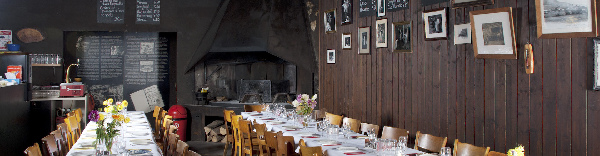 Le restaurant "Café des Mines" des mines d'asphalte La Presta dans le Val-de-Travers, Neuchâtel